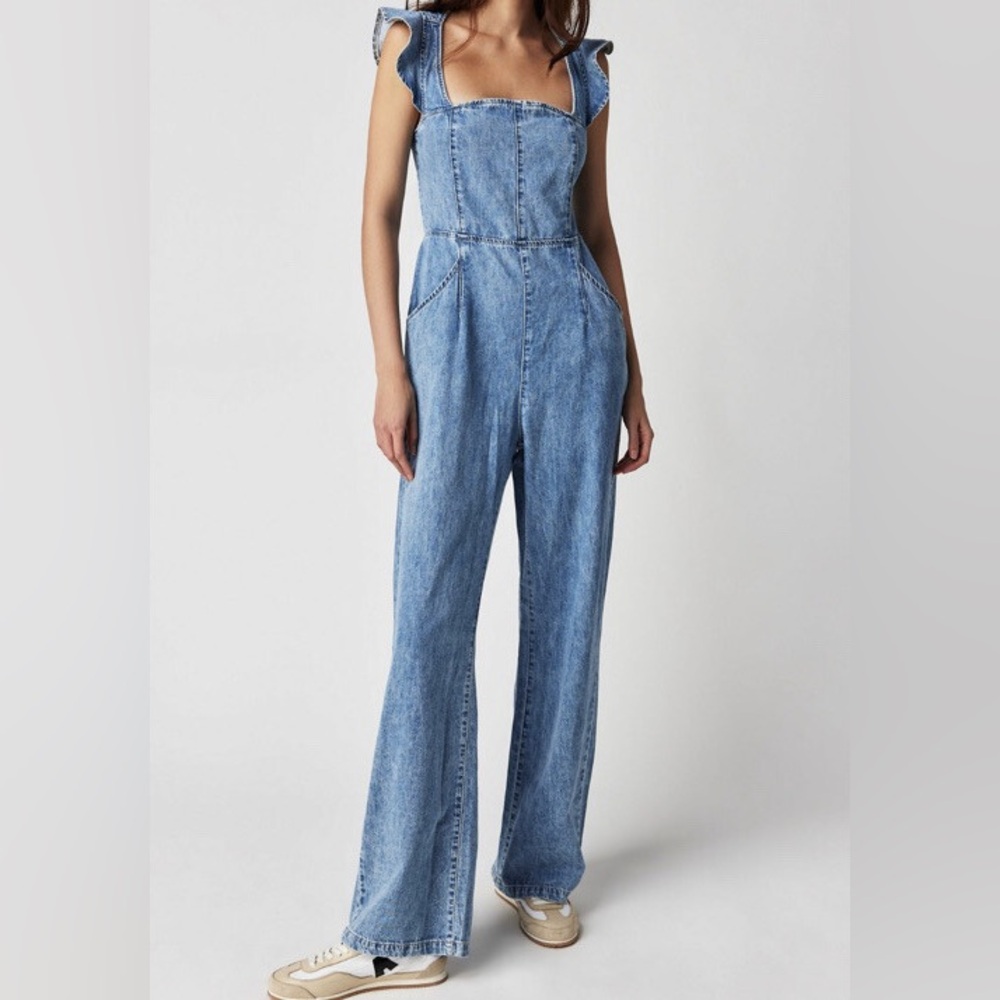 Free People We The Free Love Bite Ruffles Cute Cutouts Denim Jumpsuit L